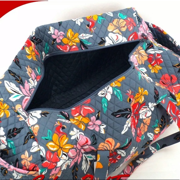 ❗️HOLIDAY SALE - FIRM❗️ NWT Vera Bradley xl travel duffel coastal paradise - Picture 3 of 7